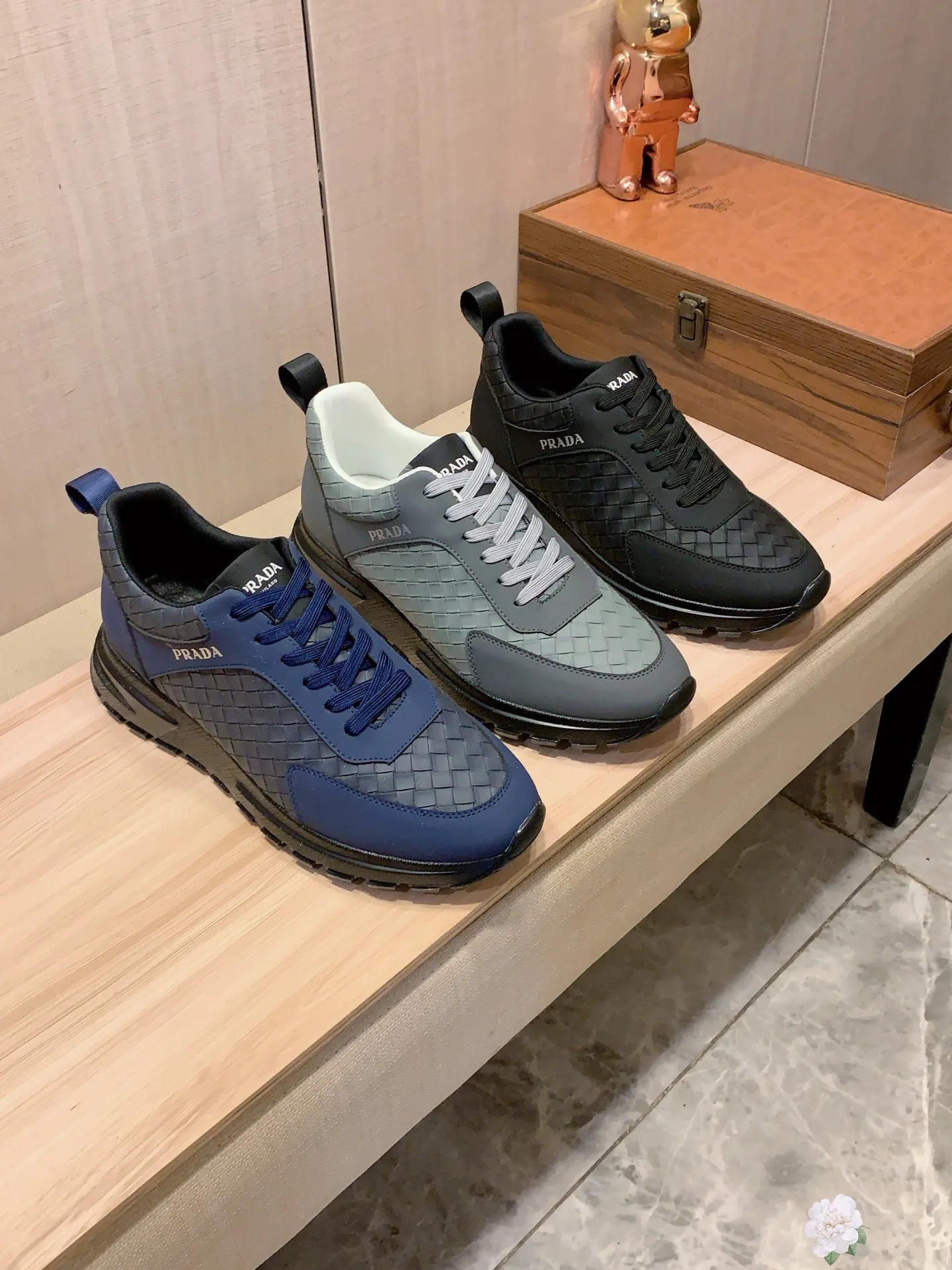 Men's men's shoes💰442💰💰🎩🎩[Lightning][Lightning] "PRADA*" The latest and most popular casual shoes, top brand [seduce] luxury~purchase, top~quality. [Strong] The upper is made of imported breathable cowhide with material ➕ breathable sheepskin feet (•) and fine workmanship. The original stylish and stylish soft rubber wear-resistant and non-slip outsole is light and comfortable on the feet. The real thing looks better when photographed in person. No. 0121: Code: 38-44, 3️⃣ colors selected
